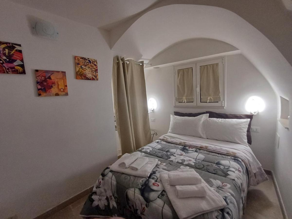 Suite 800 Остуні Екстер'єр фото