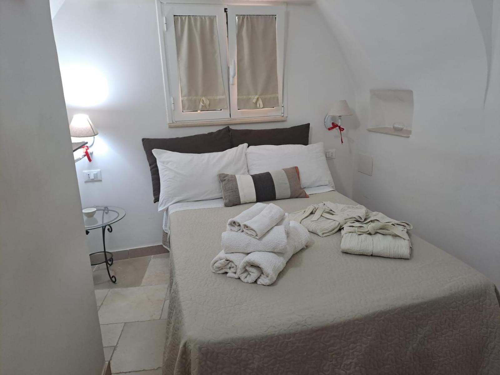 Suite 800 Остуні Екстер'єр фото